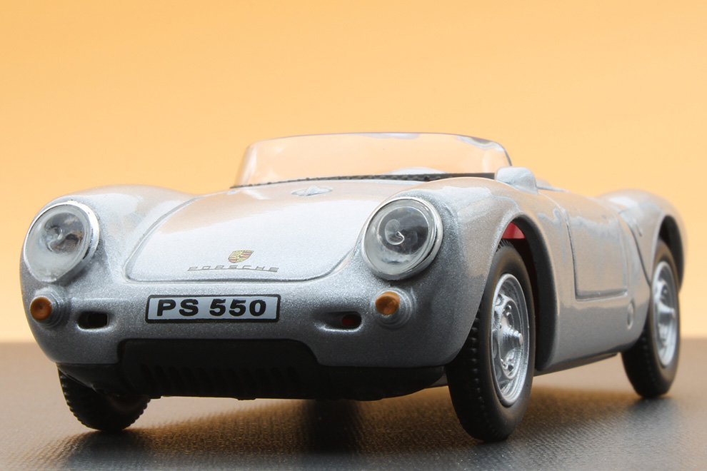 Porsche 550